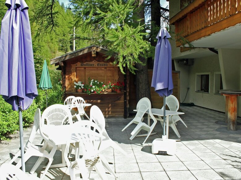 Cozy Chalet In Meiggerli With Garden
