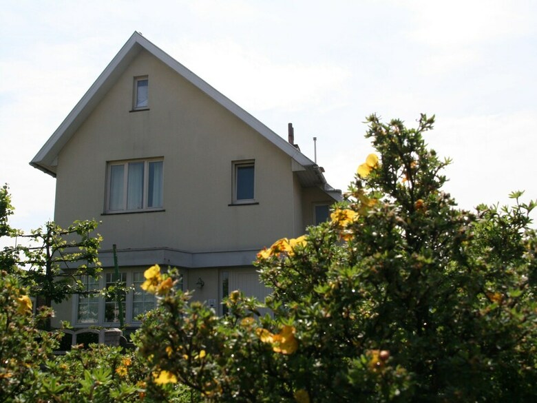 Lavish Villa In Middelkerke With Sauna