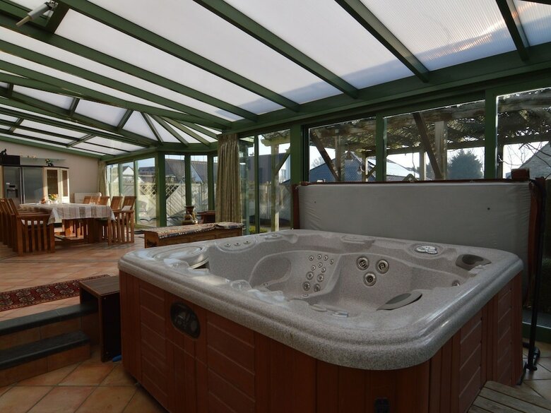 Lavish Villa In Middelkerke With Sauna