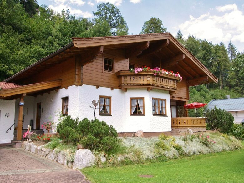Cozy Apartment In Mittersill Austria Near Ski Area