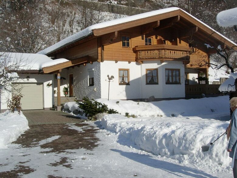 Cozy Apartment In Mittersill Austria Near Ski Area