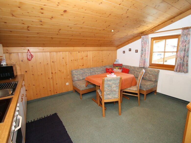 Cozy Apartment In Mittersill Austria Near Ski Area