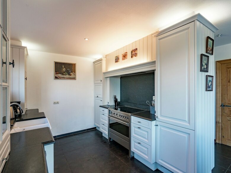 Rural Villa, 4 Kilometres From The Beach
