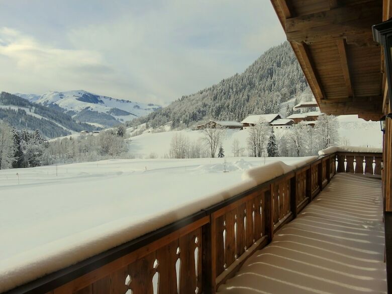 Luxurious Chalet In Hinterthal With Sauna