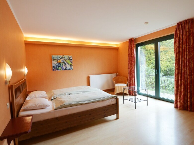 Villa Unique, Comfortable Property With Many Extras
