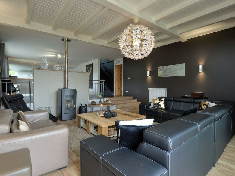 Splendid Detached Villa With Sauna And A Panoramic View Nearby Stavelot