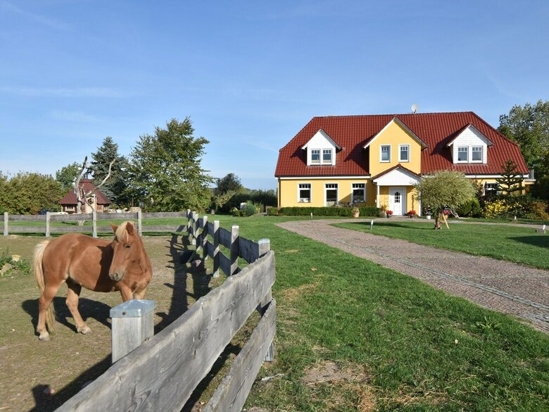 Pet-friendly Apartment In K�hlungsborn With Bbq