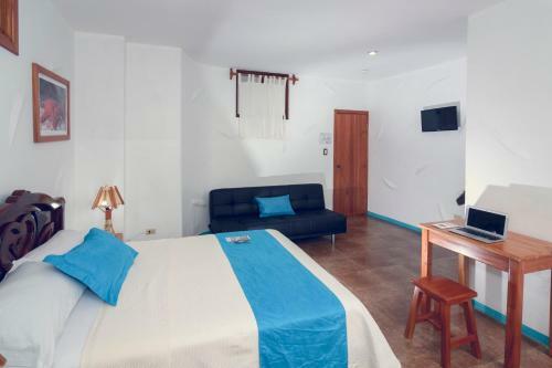 Hostal Galapagos Native