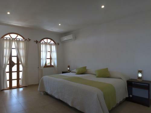 Galapagos Suites Bed & Breakfast