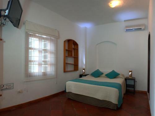 Galapagos Suites Bed & Breakfast