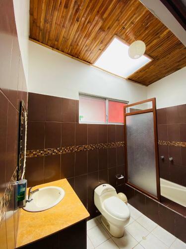 Hostal Zurisadai