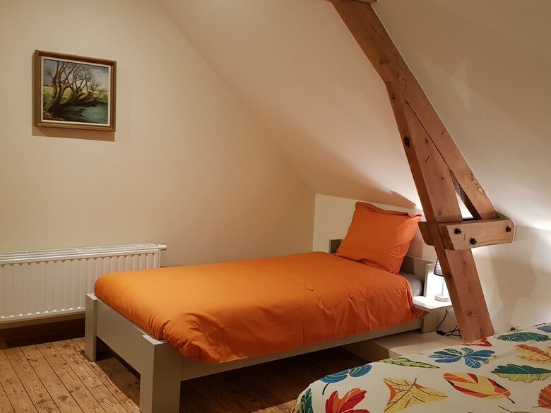 Spacious Holiday Home With Pond In Poperinge