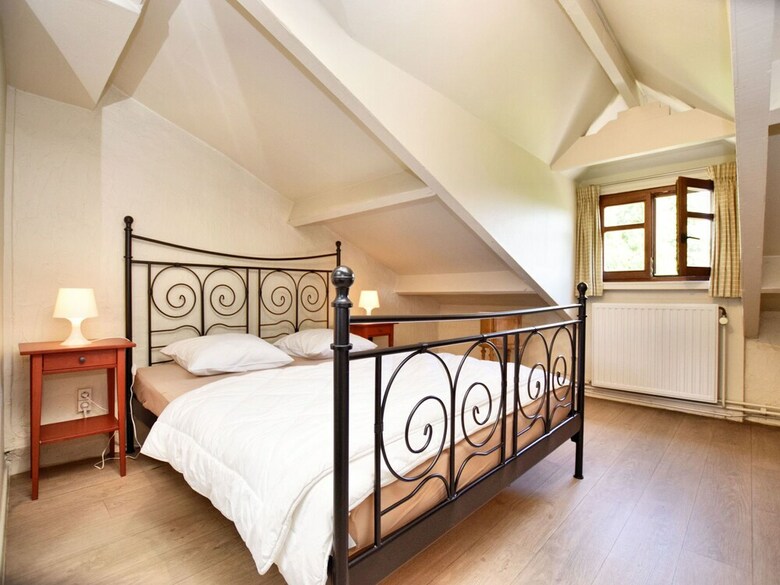 Lovely Cottage In Petites Tailles With Terrace