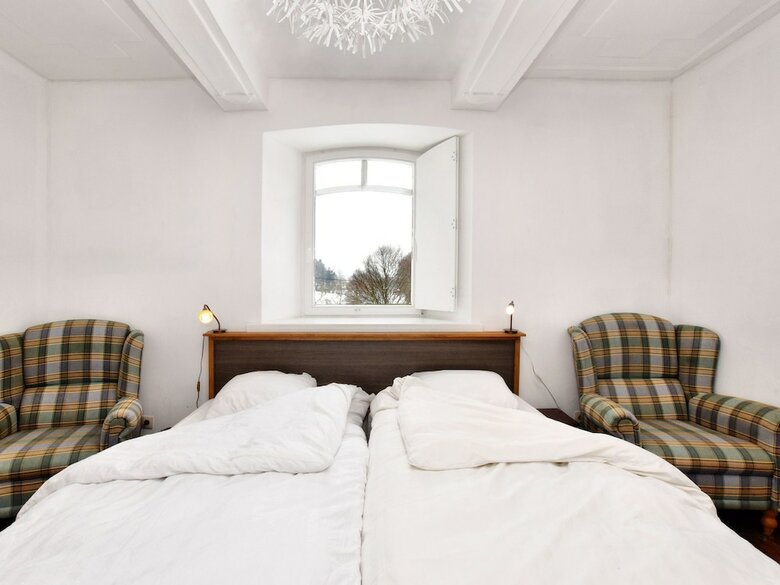 Welcome To This Holiday Home Ideal For Groups!