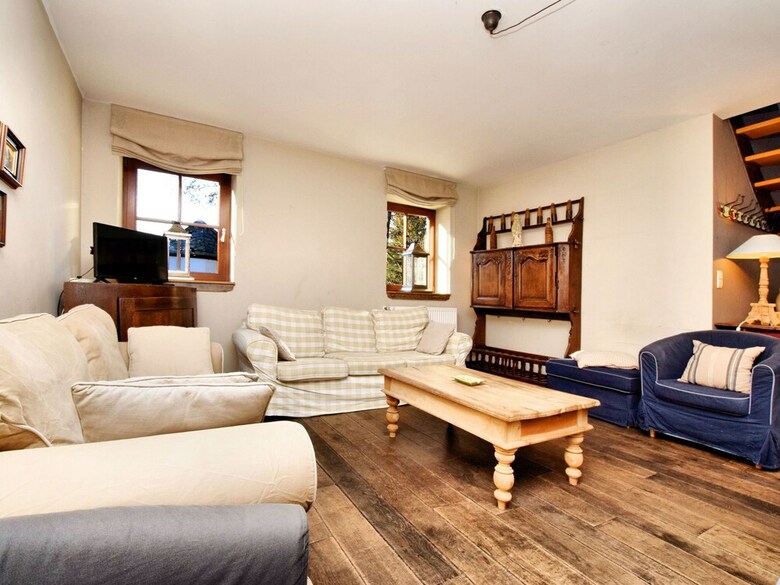 Cosy Double House In A Quiet Village, With Wifi