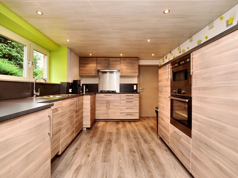 Modern Holiday Home In La Roche-en-ardenne With Jacuzzi