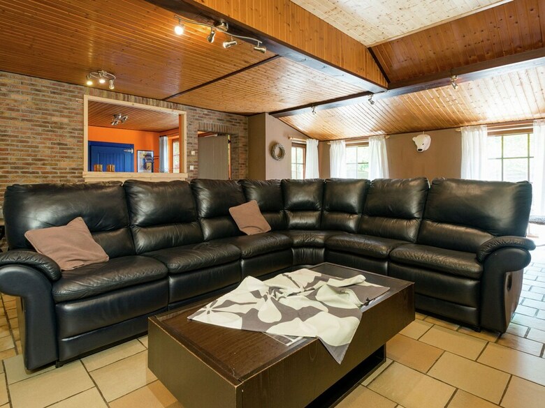 Modern Holiday Home In Waimes Near Lake