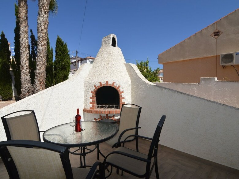 Modern Villa In Rojales With Jacuzzi And Private Pool