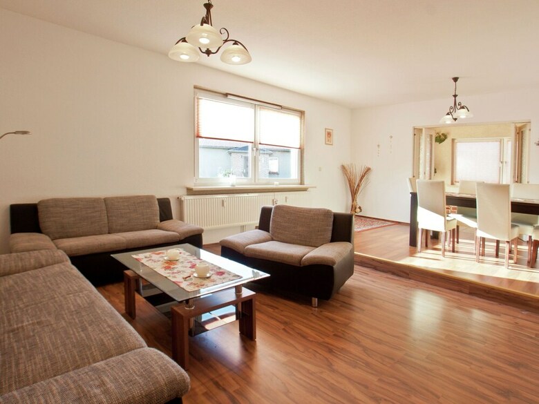 Modern Holiday Home In Rerik Wit Garden