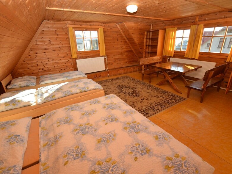 Authentic Log Cabin With Fireplace. Only 300m To The Ski Slope, Unobstructed View!