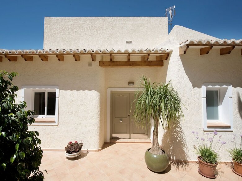 Villa With Exceptional Panoramic Views, Private Pool In Altea Hills