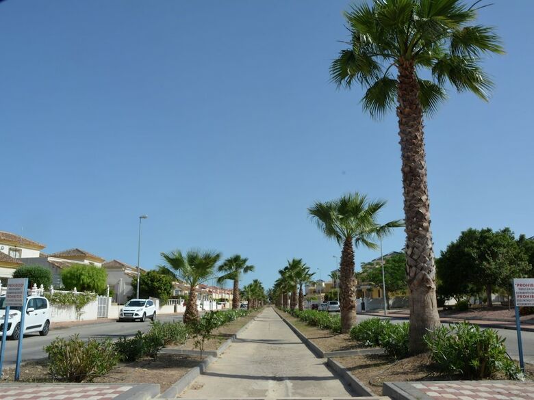 Villa Nice Holiday Home In Lo Crispin Near Ciudad Quesada With Shared Pool