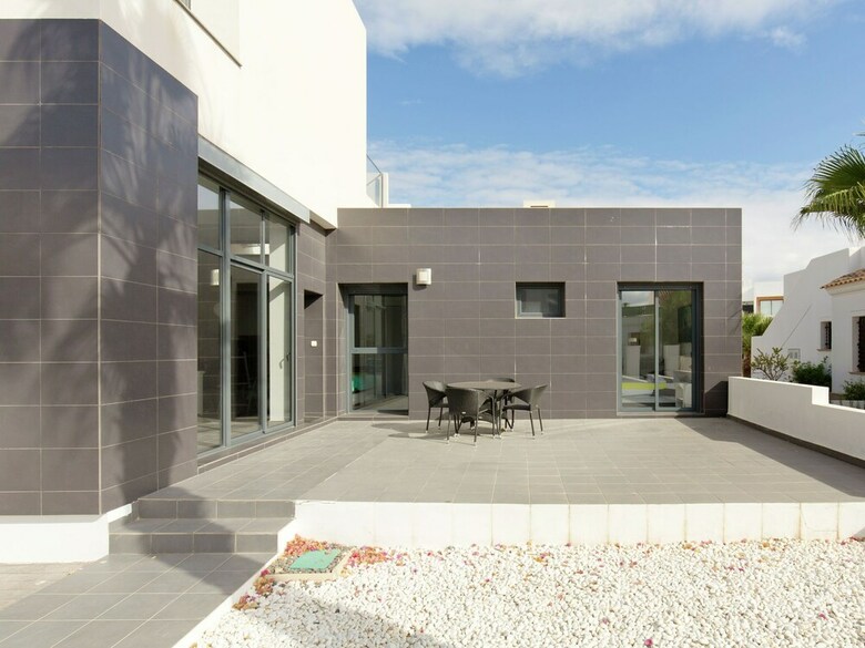 Quaint Holiday Home In Orihuela With Swimming Pool