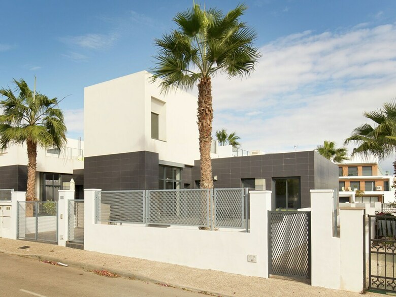 Quaint Holiday Home In Orihuela With Swimming Pool