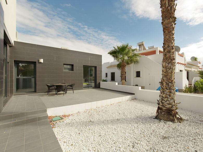Quaint Holiday Home In Orihuela With Swimming Pool