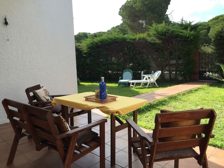 Detached Holiday Home Located In Roche Within Walking Distance From The Beach
