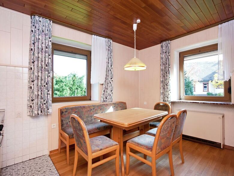 Romantic Holiday Home In Wallenborn Near The Forest