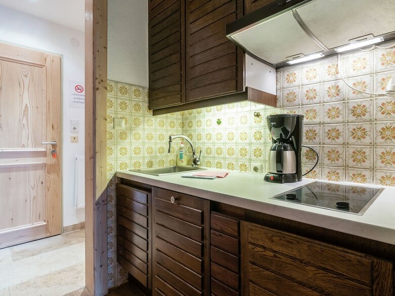 Quaint Apartment In Kitzbuhel Near Ski Lift