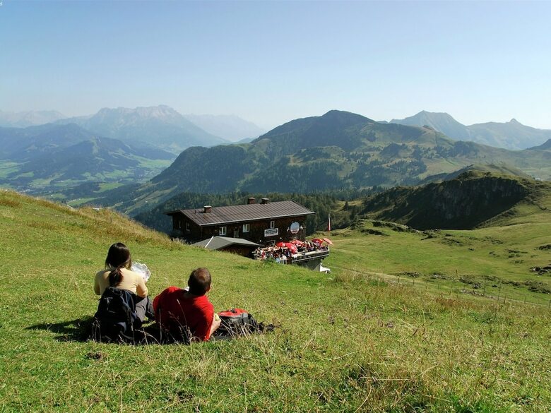 Quaint Apartment In Kitzbuhel Near Ski Lift
