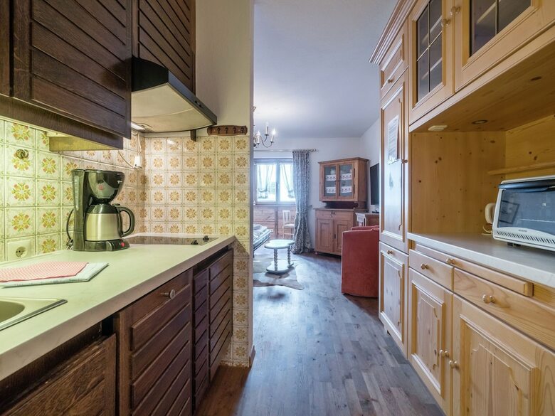 Quaint Apartment In Kitzbuhel Near Ski Lift