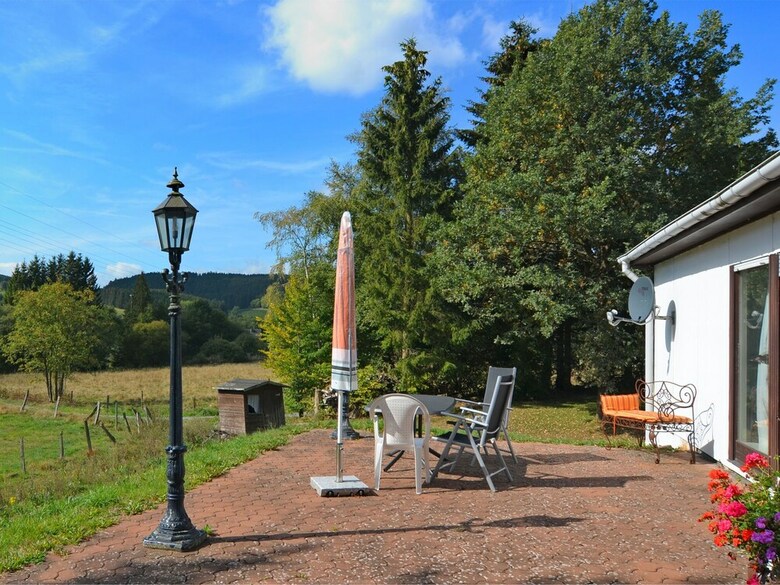 Cozy Holiday Home In Hildfeld With Private Garden
