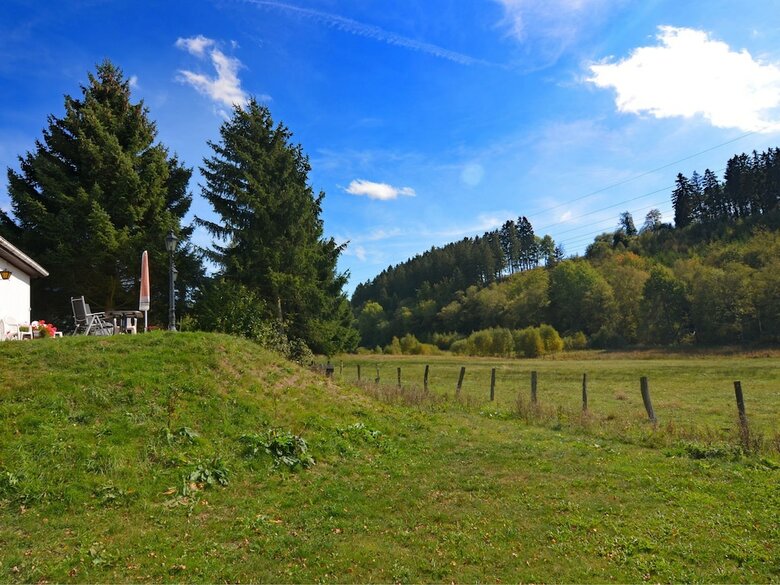 Cozy Holiday Home In Hildfeld With Private Garden
