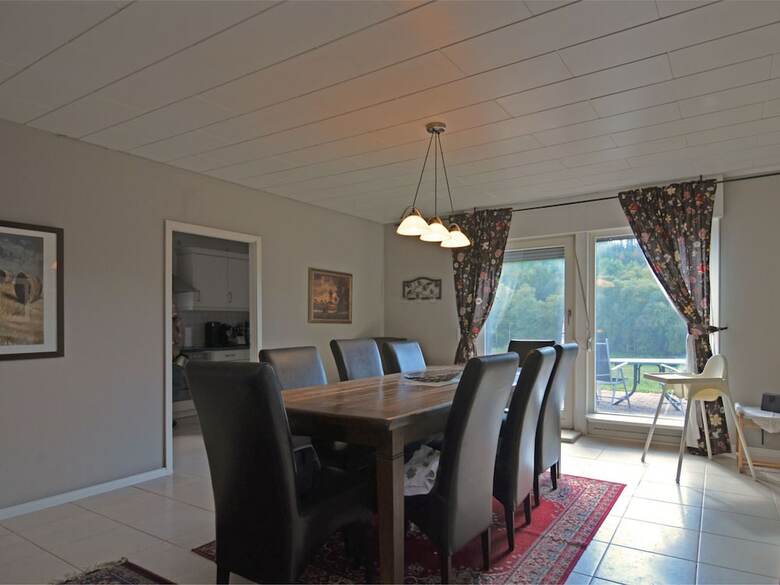 Cozy Holiday Home In Hildfeld With Private Garden
