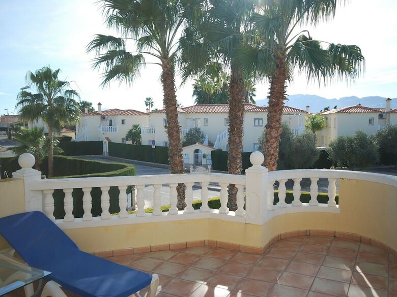 Charming Villa In Oliva With Private Swimming Pool
