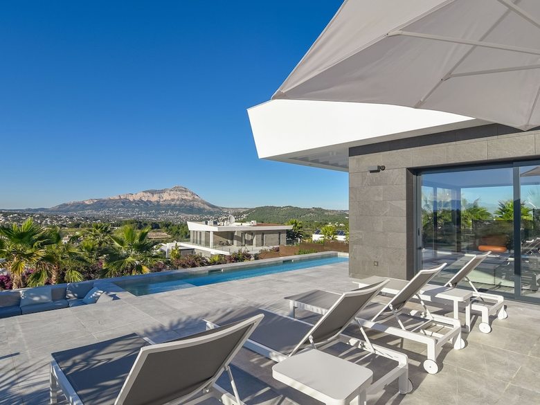 Lavish Villa In Javea With Pool, Mountain And Sea Views
