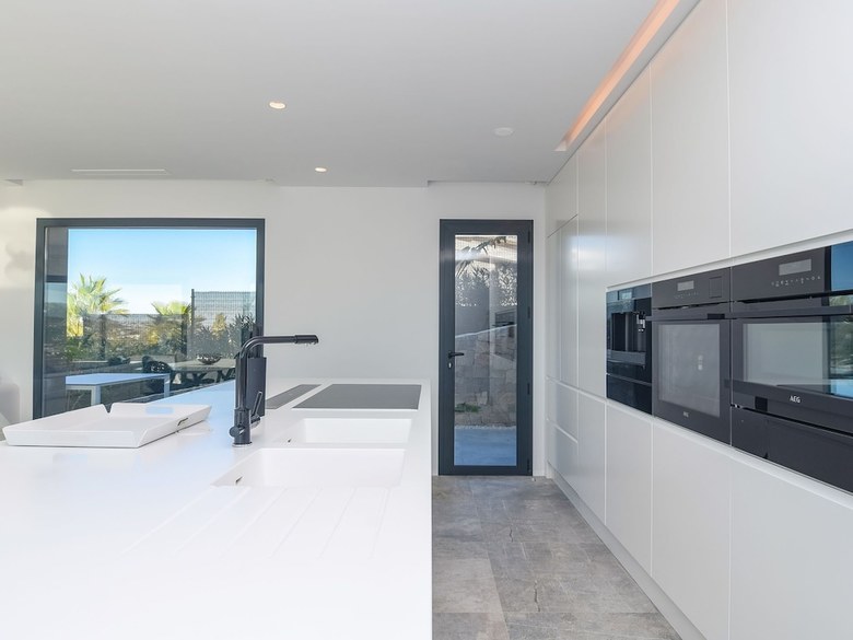 Lavish Villa In Javea With Pool, Mountain And Sea Views
