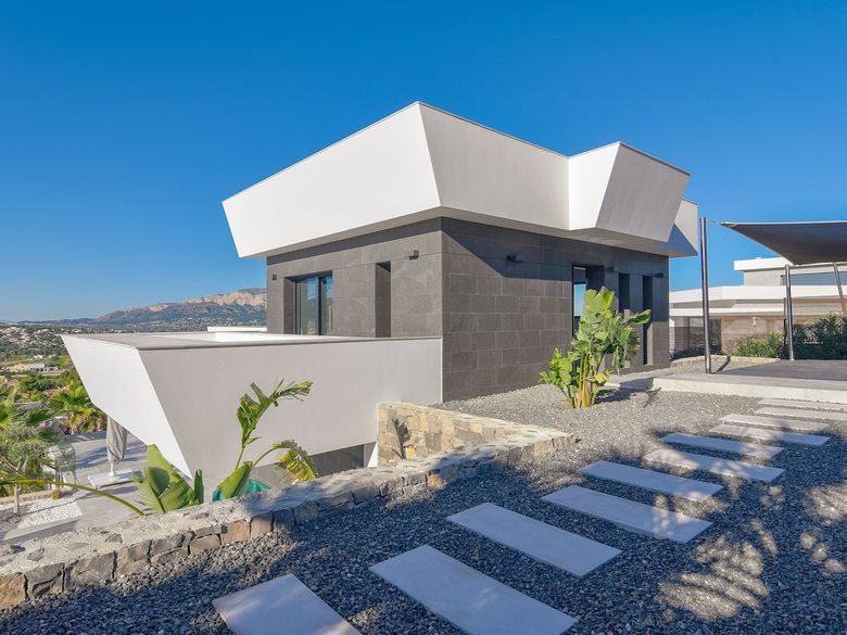 Lavish Villa In Javea With Pool, Mountain And Sea Views
