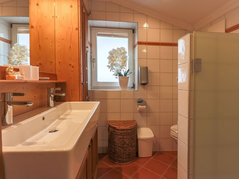 Quaint Holiday Home Tyrol With Garden