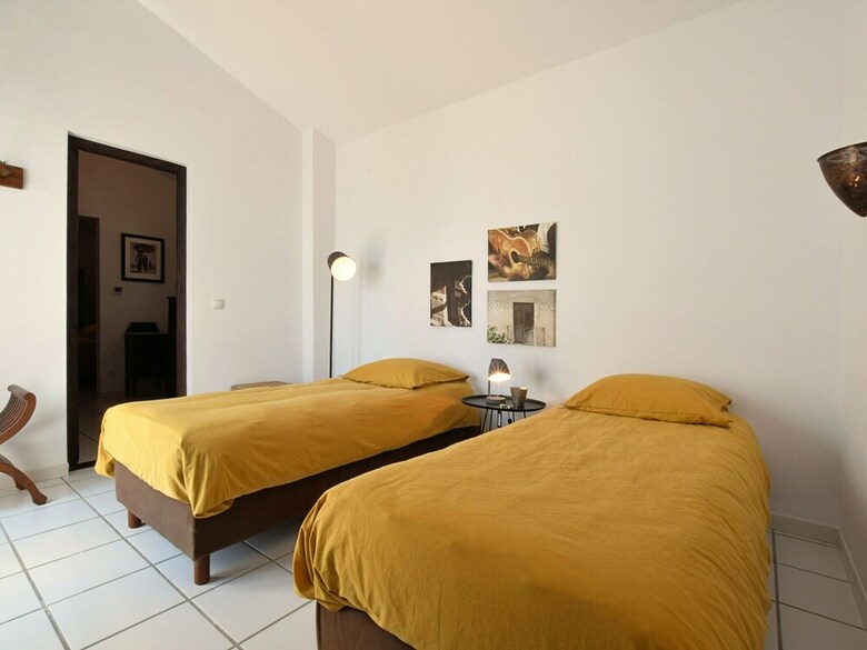 Splendid Villa With In Sayalonga Swimming Pool