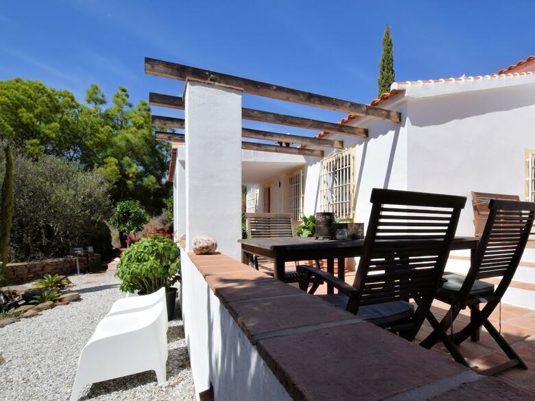 Splendid Villa With In Sayalonga Swimming Pool