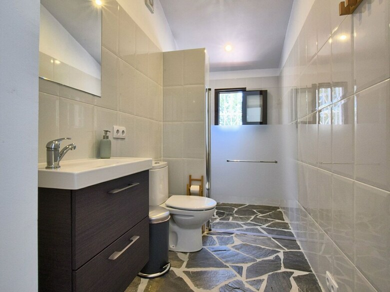 Splendid Villa With In Sayalonga Swimming Pool