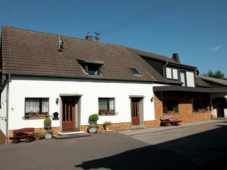 Dazzling Holiday Home In Hellenthal With Sauna
