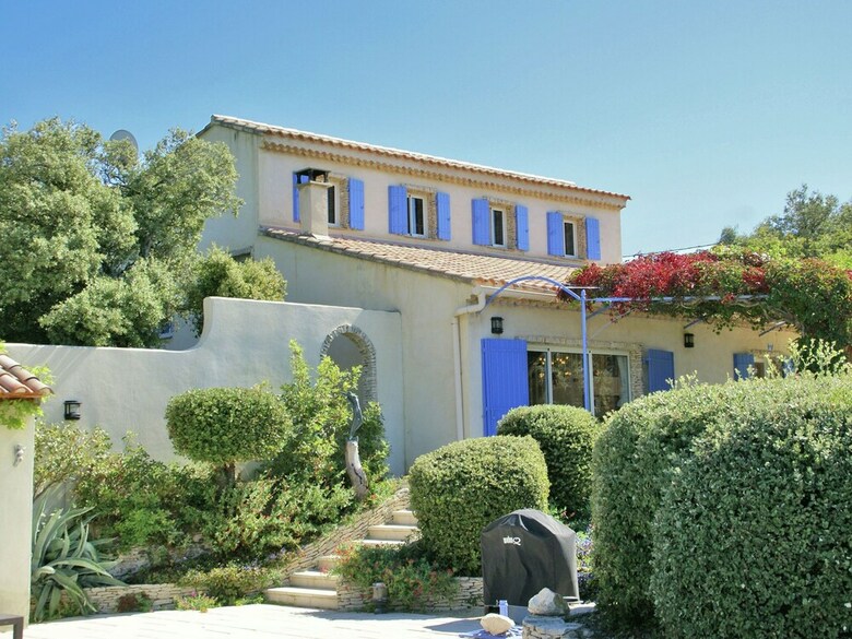 Charming Villa In Villes-sur-auzon With Swimming Pool