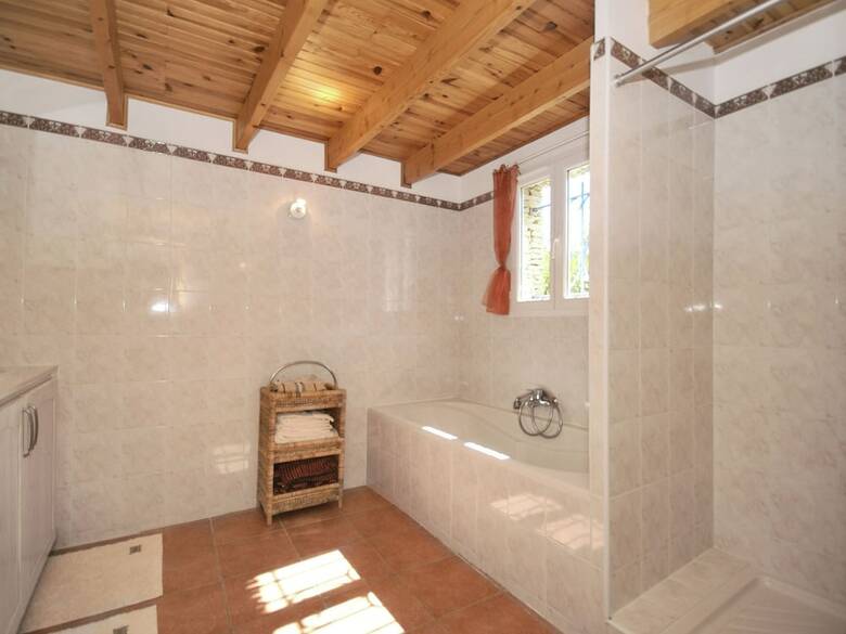 Charming Villa In Villes-sur-auzon With Swimming Pool