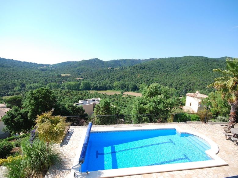 Deluxe Villa In Calonge With Private Pool