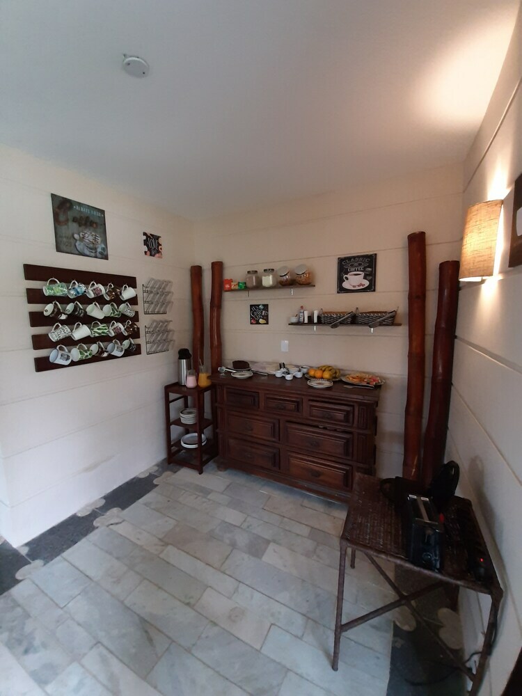 Bed & Breakfast Bacana Guest House